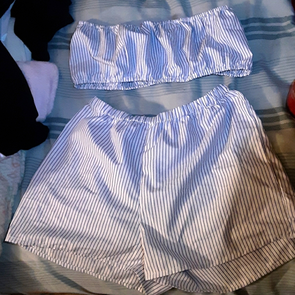 Crop And Short Outfit